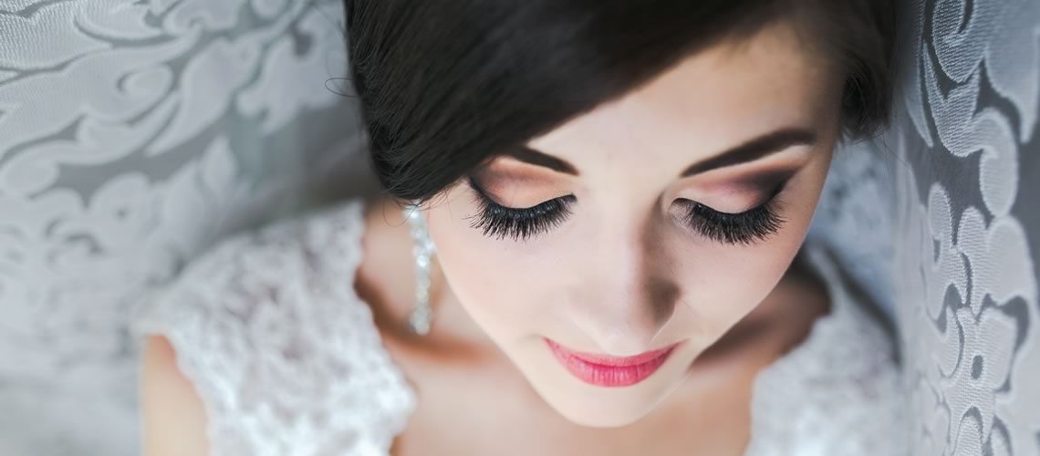 Augenbrauen & Wimpern